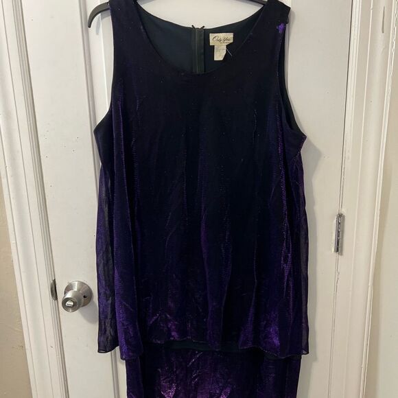 Dress  - Picture 1 of 5